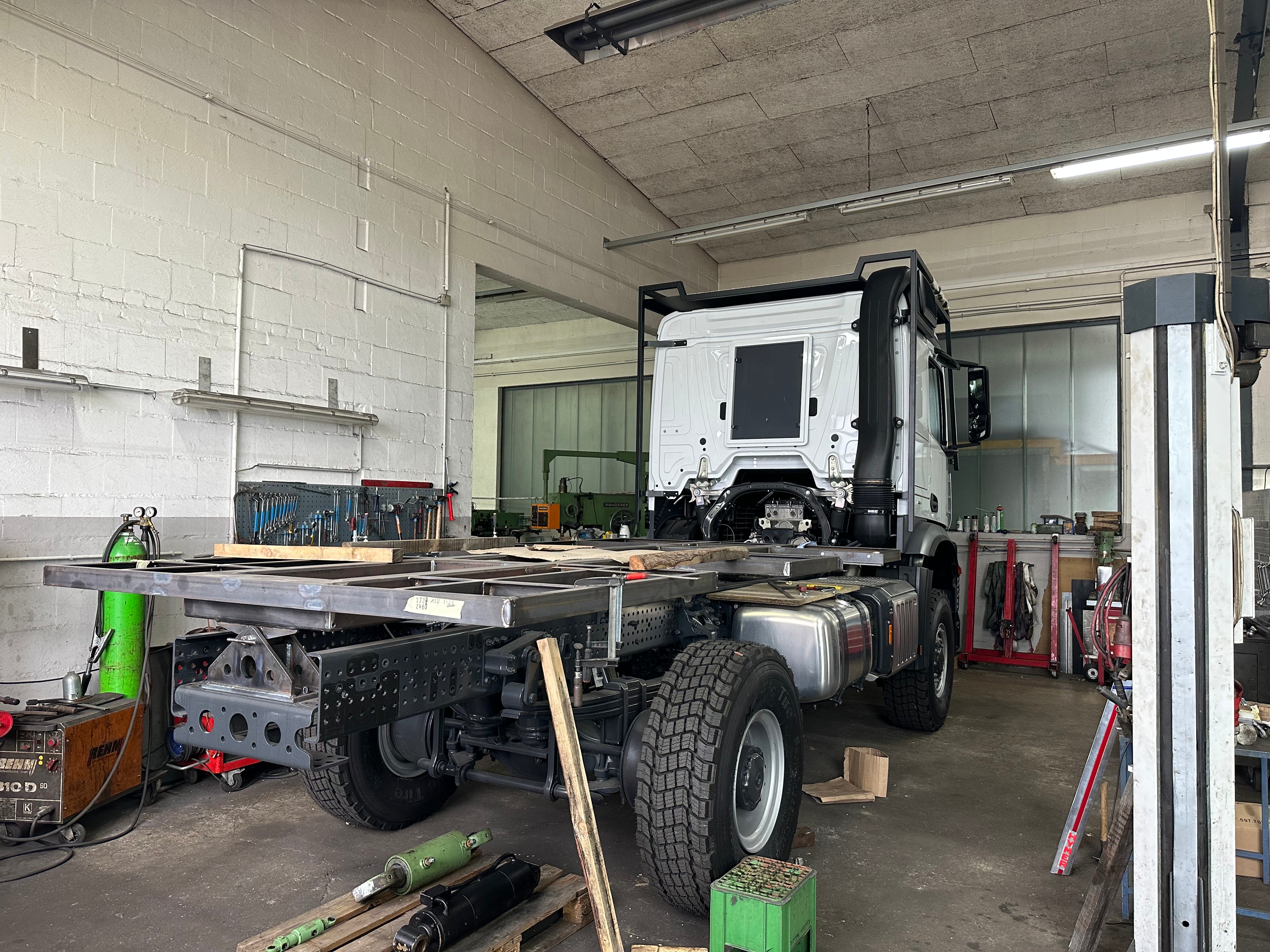 Expeditionsmobil der Truck